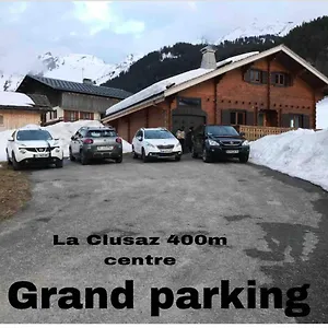  Chalet Aux Pieds