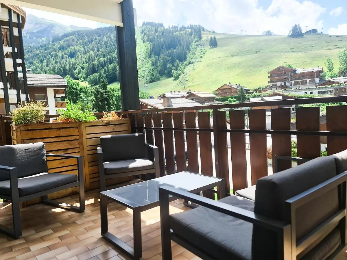 Appt Les Granges - Vue Montagne Et Village, Centre La Clusaz - Aravistour Apartment
