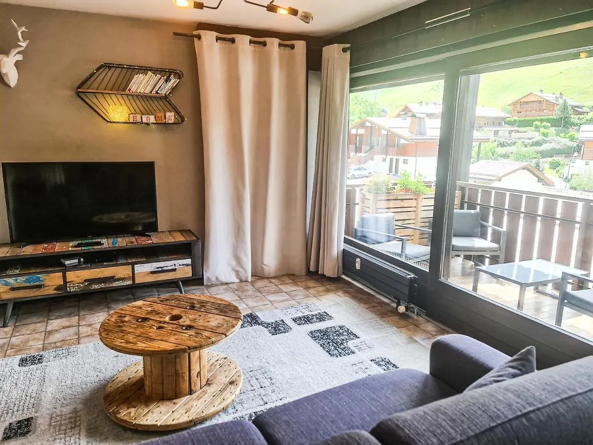 Apartment Appt Les Granges - Vue Montagne Et Village, Centre La Clusaz - Aravistour
